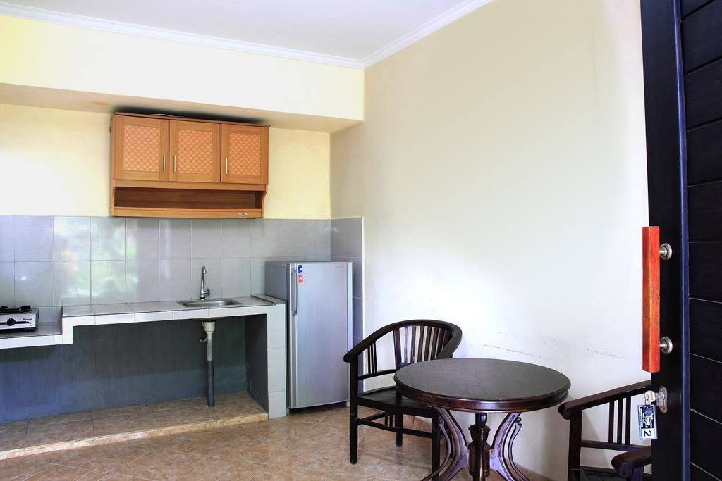 Cinthya Guest House Легиан Стая снимка
